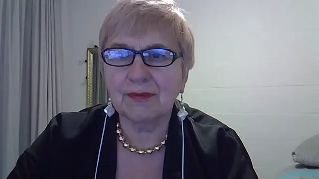 SweetCherry27 webcam