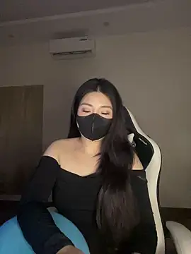 MeiMei Đang trở lên Dịu Dàng :))