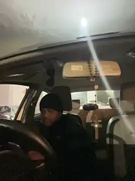 Dick_6inches_Delhi webcam