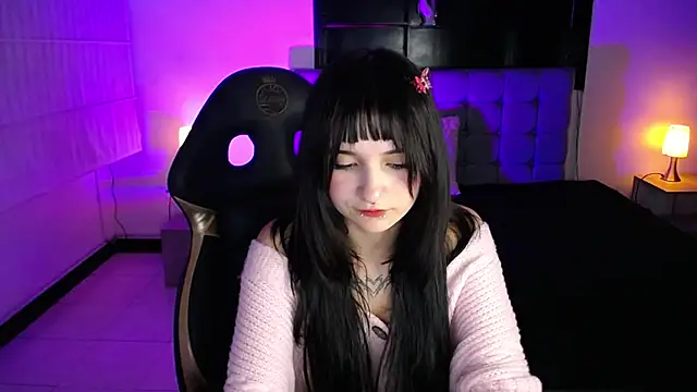 _Charlotte_Collins_ webcam