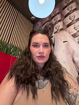 TattooGirlAlia webcam