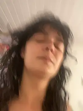 magalunabb (F young) - Naked