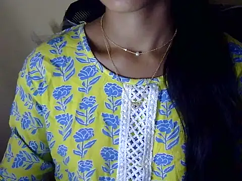 Khushi_v webcam