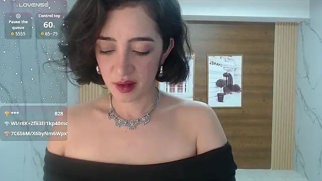 sara_lopez_s (F young) - lick hairy armpits + spit tits