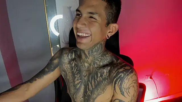 Travistanner_28 webcam