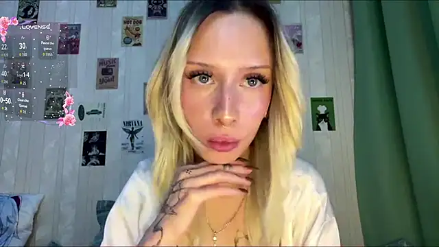 DellaCampbell webcam