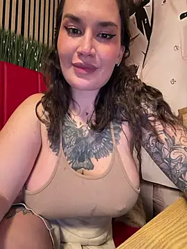 TattooGirlAlia webcam