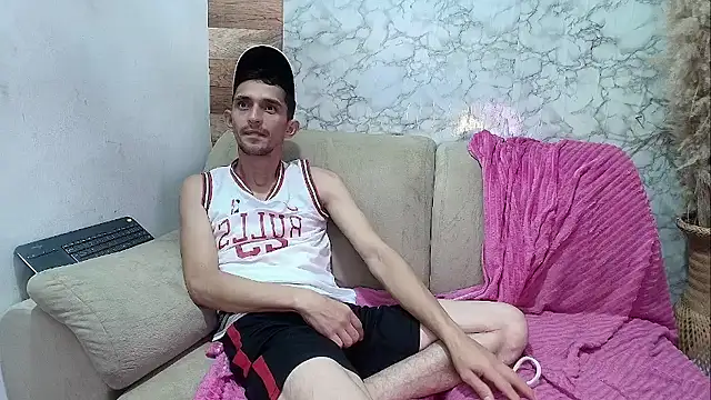 thalia_felip - Thalia_felip's free webcam - UK Sex Cams