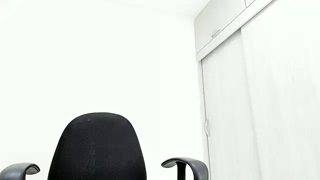 amelia_debora_antonella (F milf) - squirt for u