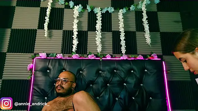 _annie_andrick_ (Ask my age) - Sexy moves