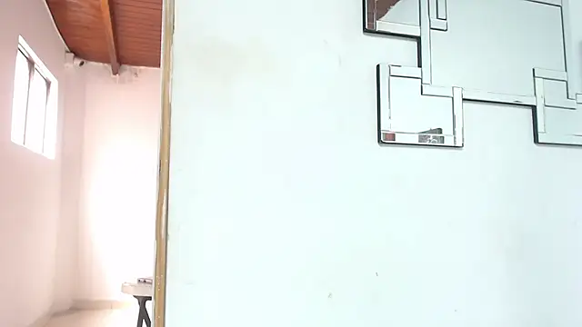 Madeline_Woods webcam