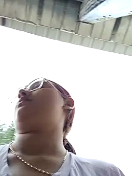 Webcam Model (young_dairy01)  is live.Free join now!