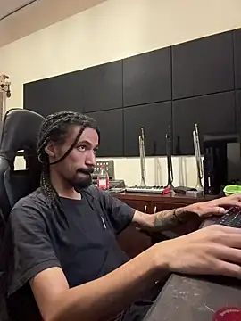 FavelaDaddyCum webcam