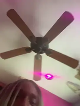 dianagonewild webcam