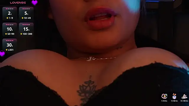 SalomeeHott_