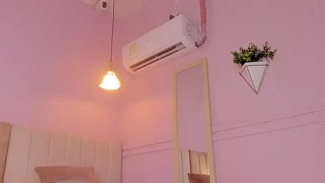 _wendy_x (F teen) - SHOWME IN DOGGY / SHOW SQUIRT