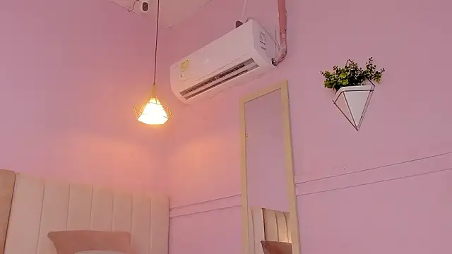 _wendy_x (F teen) - SHOWME IN DOGGY / SHOW SQUIRT