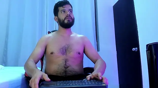 LucasBeaumont webcam