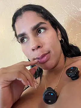 Cleopatra_Fit webcam