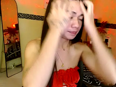 EnviousMaddie webcam