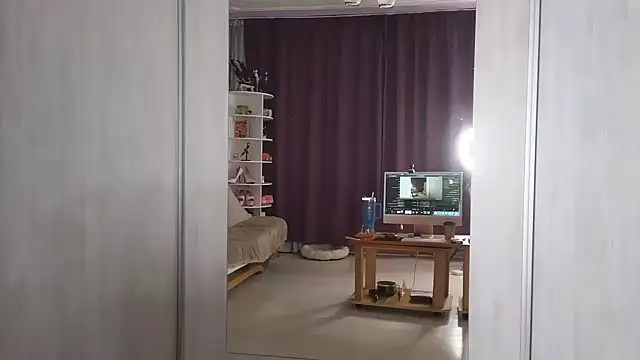 EvoletteLouLou webcam