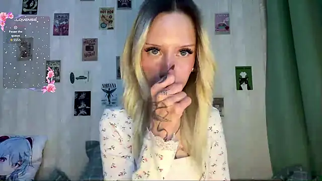 DellaCampbell webcam