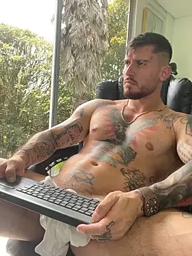 DimitriSullivan_ webcam