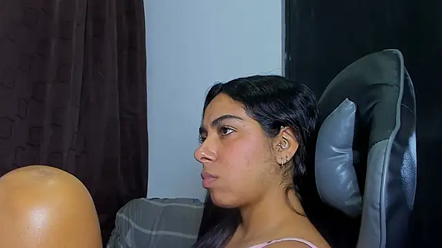 violet_and_myers webcam