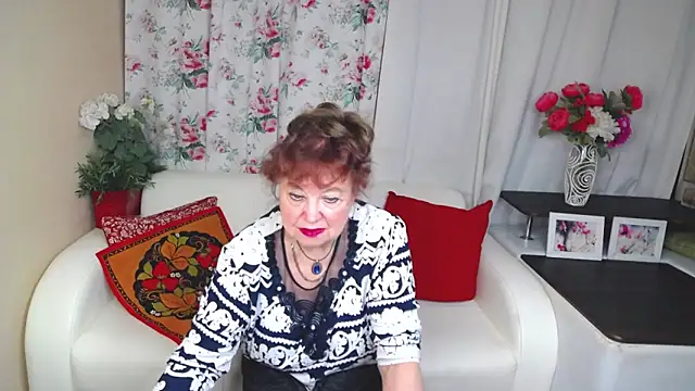YourHotGranny webcam