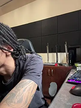 FavelaDaddyCum webcam