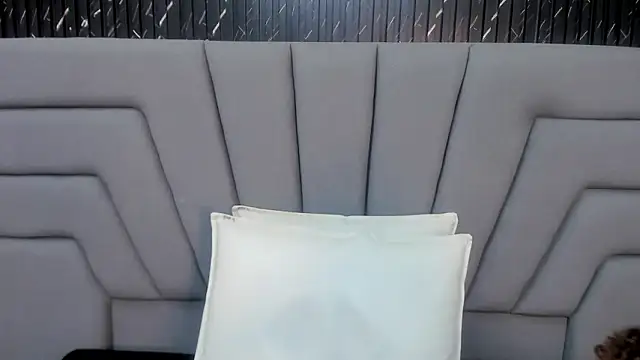 naomisteward (T young) - ✨⚡ show  sexy boobs ✨⚡