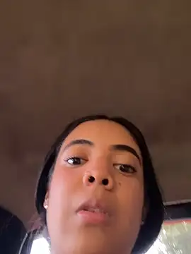 naughty_little_18 (Ask my age) - SALIVA ON BOBIES IN THE PARK😈🔥