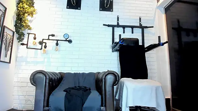 italomoore (M young) - CUMMM HOT 💦😈