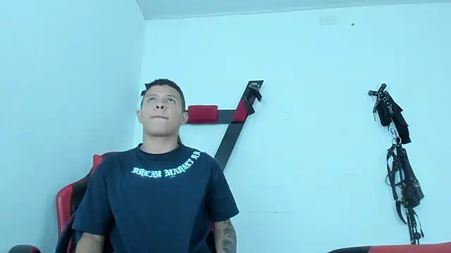 steven19_latinboy (M twink) - 🍩Show Hole Ass (Doggy Style)