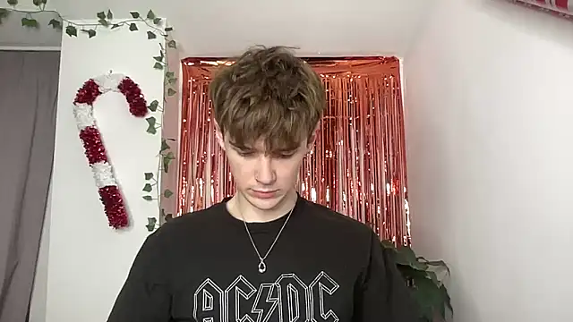 milk_guy (M twink) - for shopping