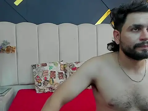 RashelANDCerverus webcam