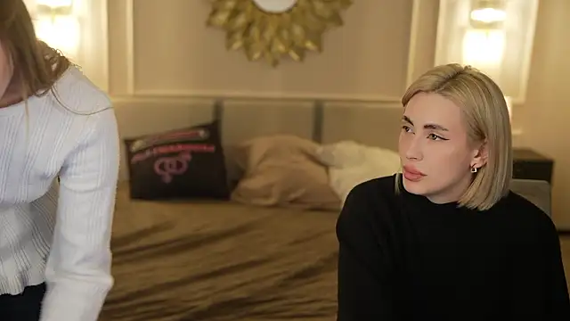 Kara_cat Live Webcam on Stripchat