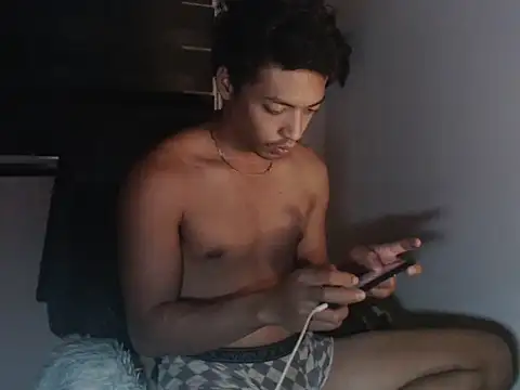 asian_gregor (M young) - looking for my true love