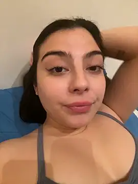 bbylatina (F young) - 💙Tetas fuera y jugar con ellas