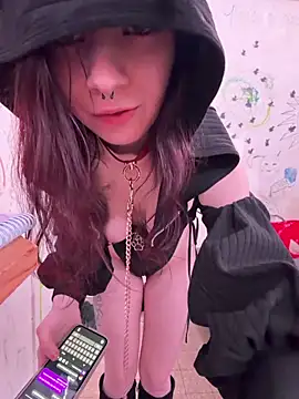 aiyorimidnight webcam