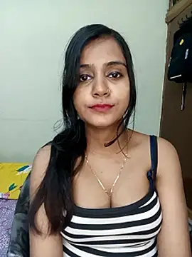 Miss-Riyasingh webcam