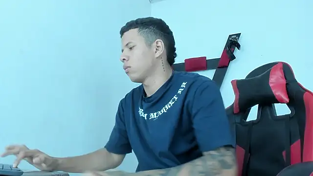Steven19_LatinBoy webcam