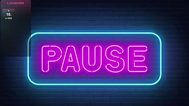 Charlotte_Dreams webcam