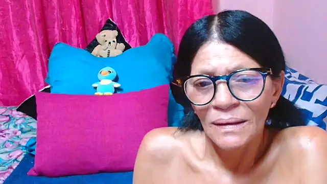 sluttyroxy - SLUTTYROXY's free webcam - UK Sex Cams