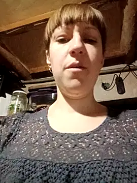 Webcam Model (Calibers2932)  is live.Free join now!