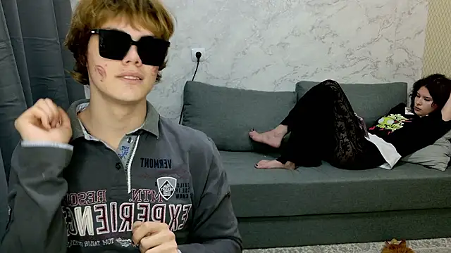 Bonnie_And_C1yde webcam