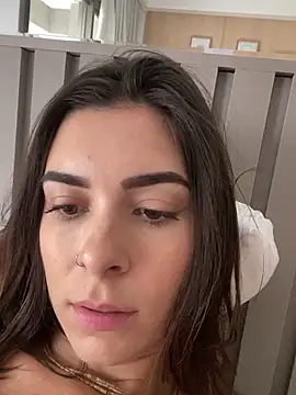 fer-nanda – webcam model profile photo