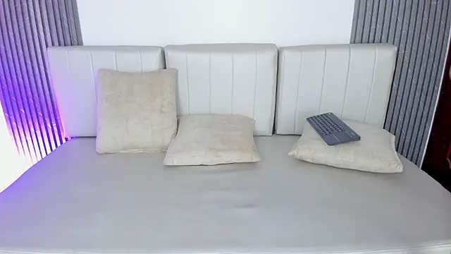 Pamela_SkinnySexy webcam