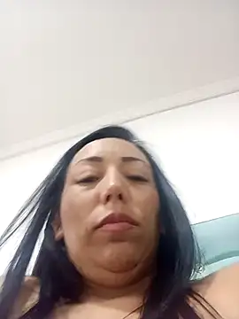 Laura_martin_ webcam