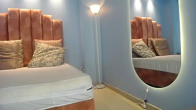 sussy_leon - Sussy_leon's free webcam